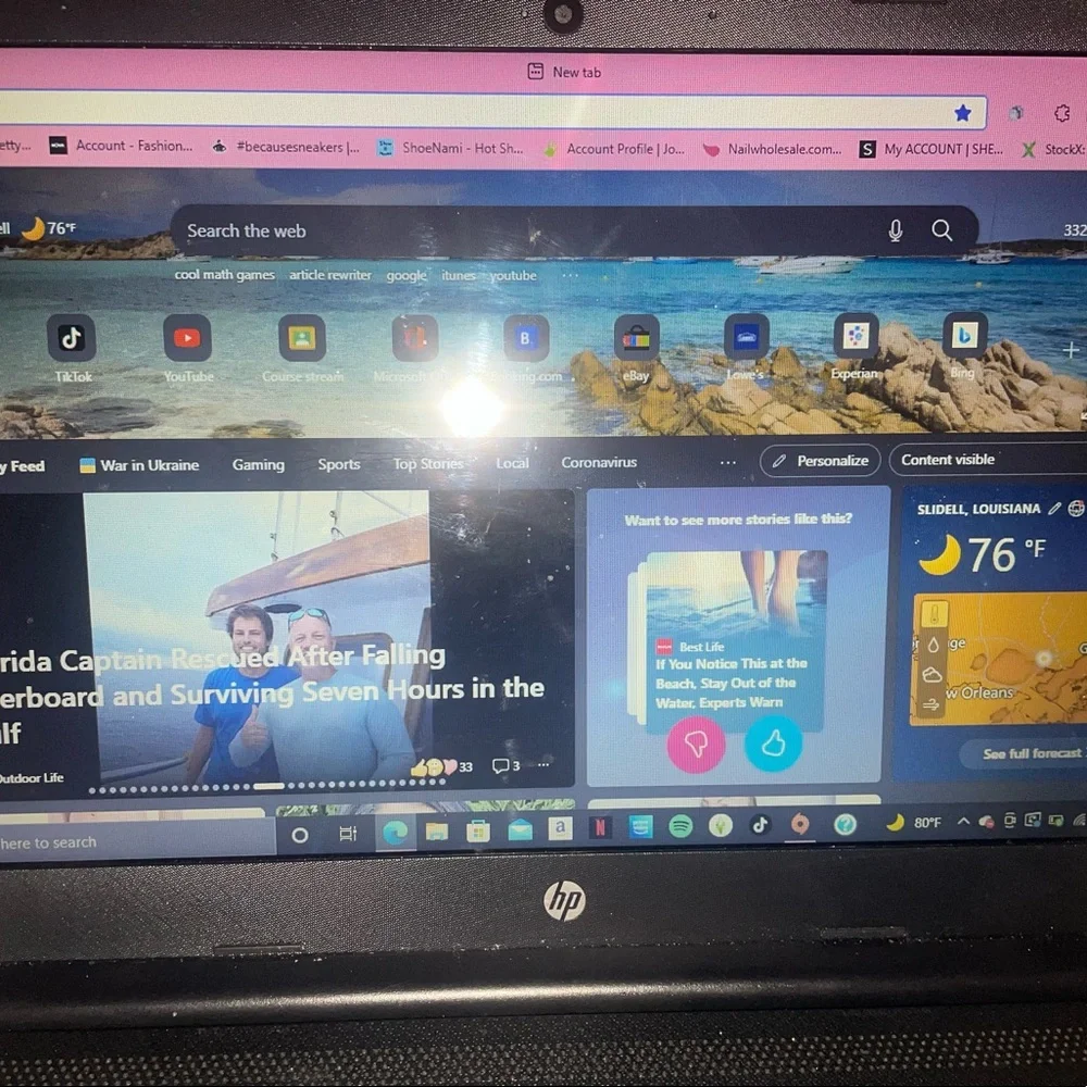 Hp laptop , barely used , good condition